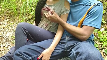 Desi couple Risky public park sex