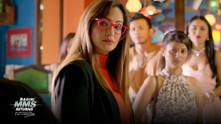 Ragini Mms Returns S01E07 – 2022 – Hindi Hot Web Series