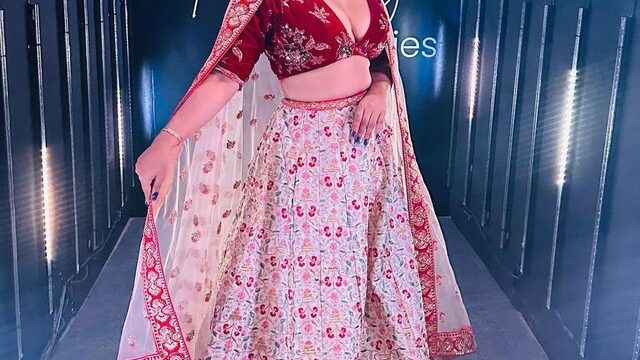 Tina Nandy Sexy Dress Strip, Mastrubate, Big Boobs Lick, Armit Lick & Pissing Solo HD Video